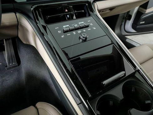 New 2026 Porsche Panamera RWD image 18