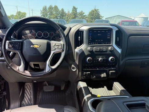Used 2021 Chevrolet Silverado 1500 LTZ AWD/4WD image 16