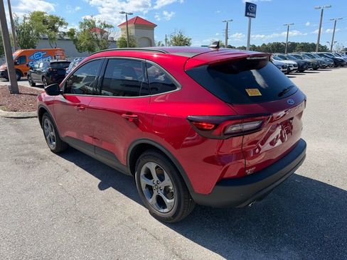Used 2026 Ford Escape ST-Line Select w/ Tech Pack #1 AWD/4WD image 8