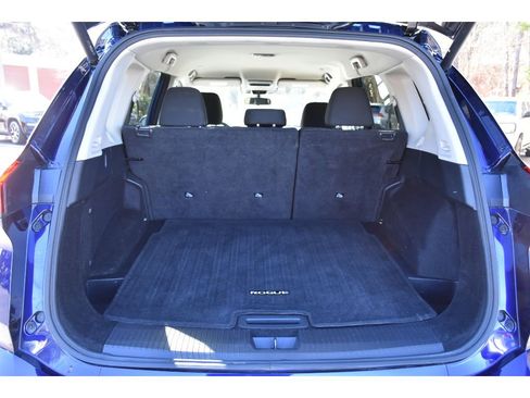 Used 2024 Nissan Rogue SV image 13