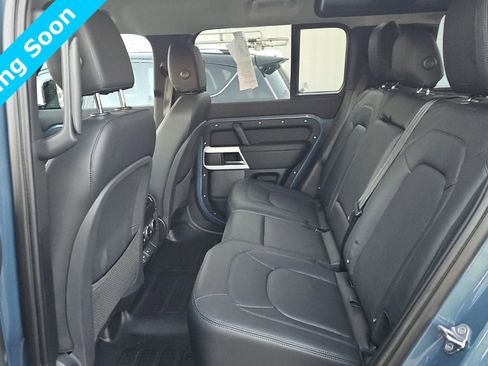 Used 2024 Land Rover Defender 110 S image 13
