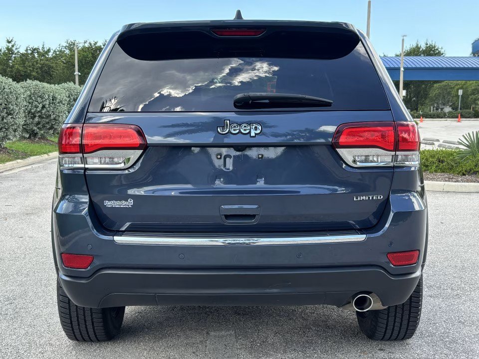 Used 2021 Jeep Grand Cherokee Limited RWD image 7