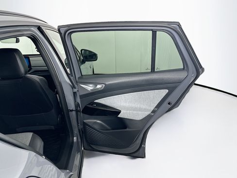 Used 2023 Volkswagen ID.4 Pro RWD image 27
