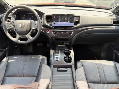 Used 2023 Honda Passport TrailSport image 25