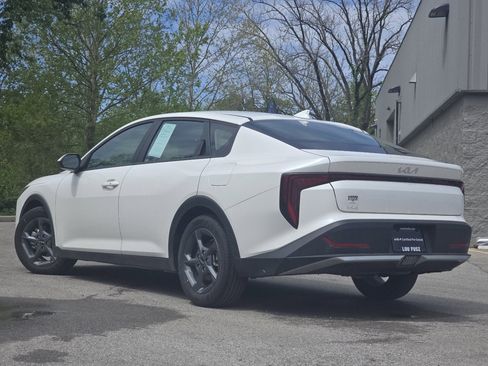 Used 2025 Kia K4 FWD image 13