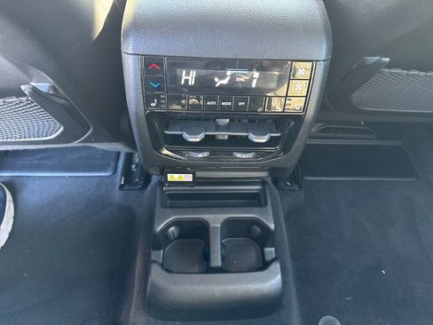 Used 2021 Jeep Grand Cherokee L Limited image 18