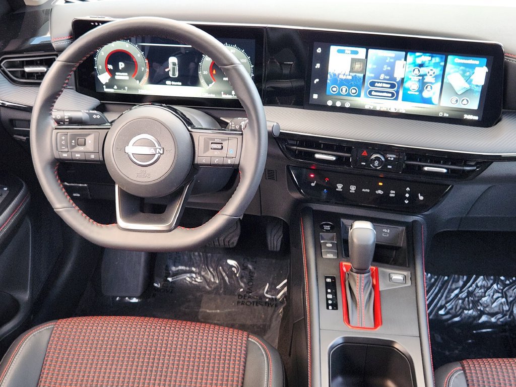 Used 2026 Nissan Kicks SR w/ SR Premium Package FWD image 28