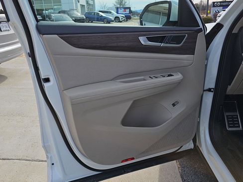 New 2026 Volkswagen Atlas SEL Premium R-Line image 10