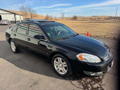 Used 2008 Chevrolet Impala LT image 7