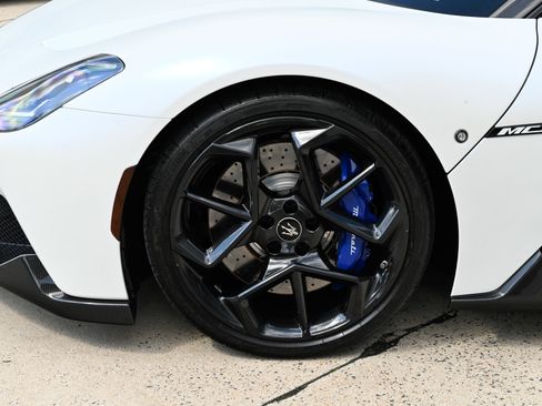 Used 2023 Maserati MC20 Coupe RWD image 9