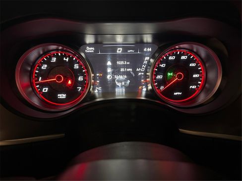 Used 2022 Dodge Charger SXT image 19