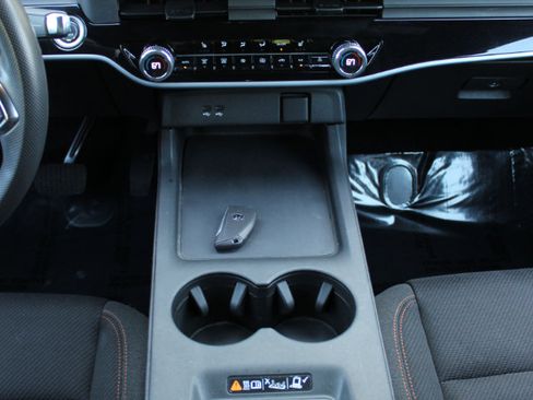 Used 2024 Honda Prologue EX image 21