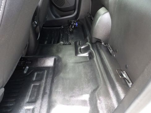 Used 2022 Chevrolet Colorado LT w/ Fleet Safety Package image 29