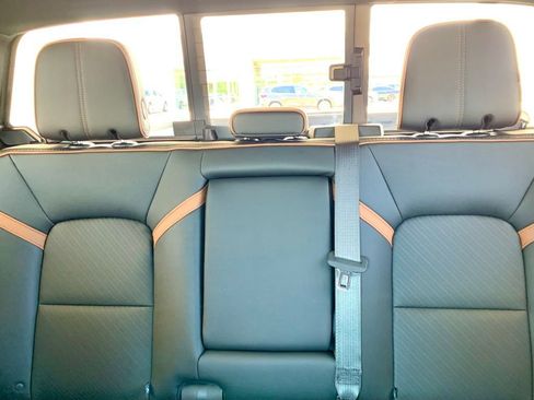 Used 2026 GMC Canyon AT4 w/ Technology Plus Package AWD/4WD image 43