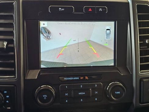 Used 2018 Ford F150 XLT w/ Equipment Group 302A Luxury image 21