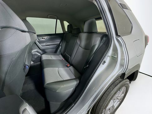 Used 2025 Toyota RAV4 XLE image 26