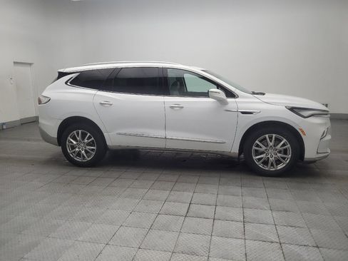 Used 2023 Buick Enclave Essence w/ Experience Buick Package FWD image 11