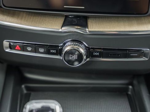 New 2026 Volvo XC60 T8 Plus w/ Protection Package Premier image 23