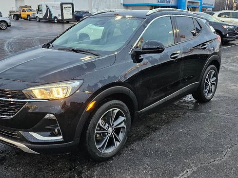 Used 2023 Buick Encore GX Select image 3