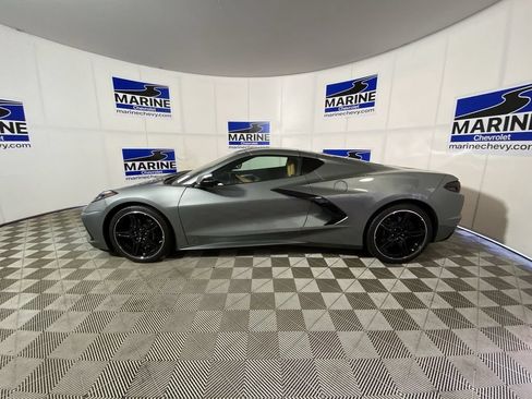 Used 2022 Chevrolet Corvette Stingray Preferred Cpe w/ Battery Protection Package RWD image 10