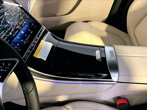 New 2026 Mercedes-Benz GLC 300 4MATIC image 10