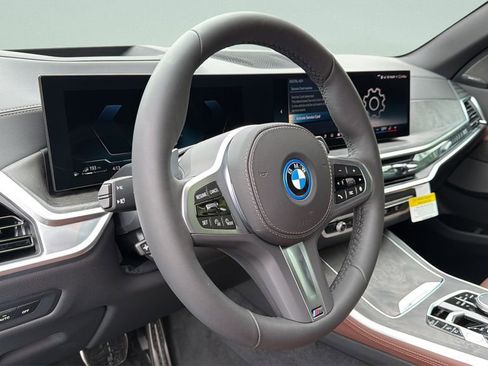 New 2026 BMW X5 xDrive50e w/ M Sport Package image 21
