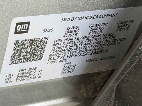 Certified 2025 Chevrolet Trax LT w/ LT Convenience Package image 30