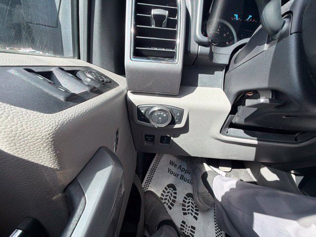 Used 2018 Ford F150 XLT w/ Equipment Group 302A Luxury AWD/4WD image 30