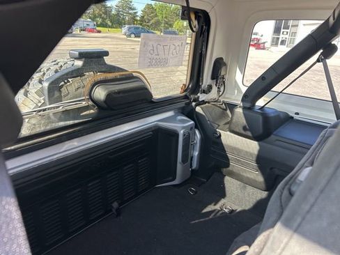 Used 2024 Jeep Wrangler Unlimited Sport AWD/4WD image 9