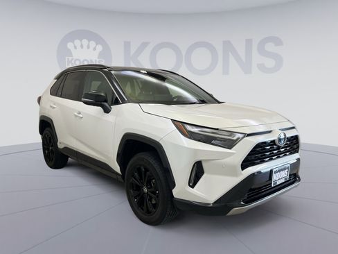 Used 2024 Toyota RAV4 XSE w/ Advanced Technology Package AWD/4WD image 2