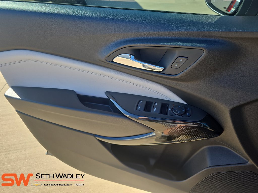New 2026 Chevrolet Trax LT w/ Midnight Edition FWD image 28
