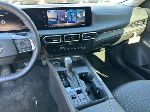 New 2026 Nissan Sentra SV w/ SV Convenience Package image 28