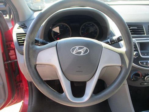 Used 2014 Hyundai Accent GLS image 12