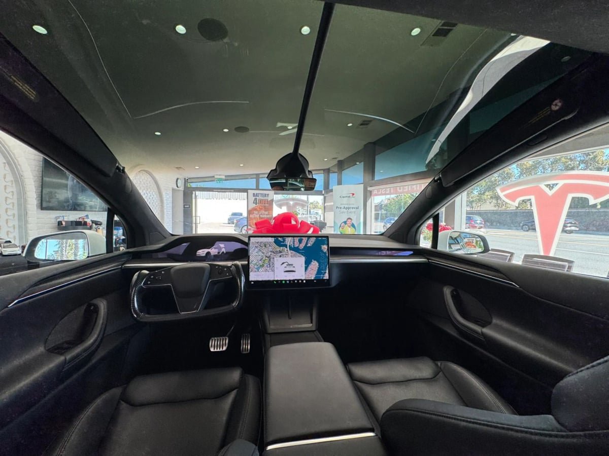 Used 2022 Tesla Model X AWD/4WD image 17