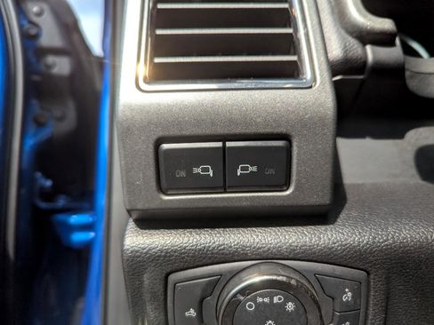 Used 2018 Ford F150 Raptor w/ Equipment Group 802A Luxury image 21