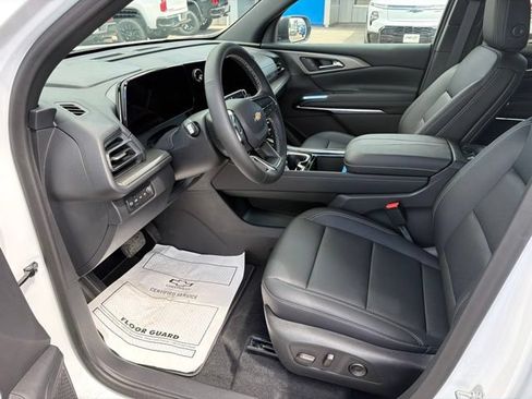 New 2026 Chevrolet Traverse LT AWD/4WD image 12