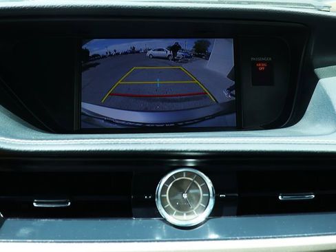 Used 2016 Lexus ES 350 w/ Luxury Package w/Wood Trim image 49