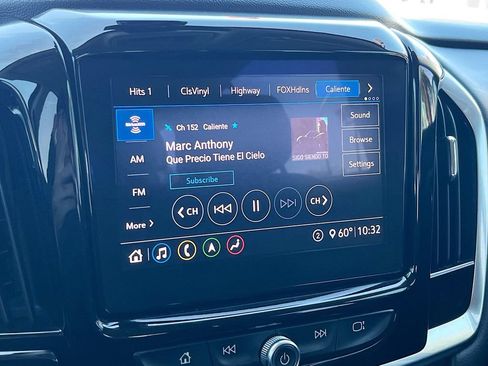 Used 2021 Chevrolet Traverse Premier FWD image 15