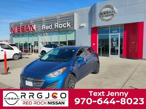 Used 2016 Hyundai Elantra GT image 1