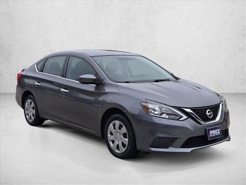Used 2019 Nissan Sentra S image 3