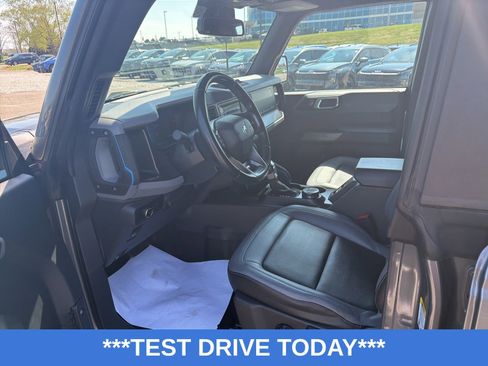 Used 2023 Ford Bronco Black Diamond AWD/4WD image 10