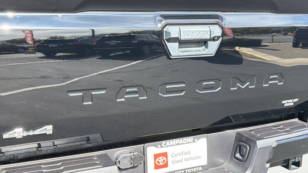 Certified 2025 Toyota Tacoma SR5 AWD/4WD image 28
