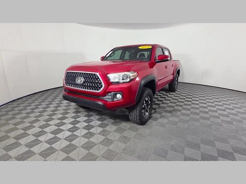 Used 2018 Toyota Tacoma TRD Off-Road AWD/4WD image 48
