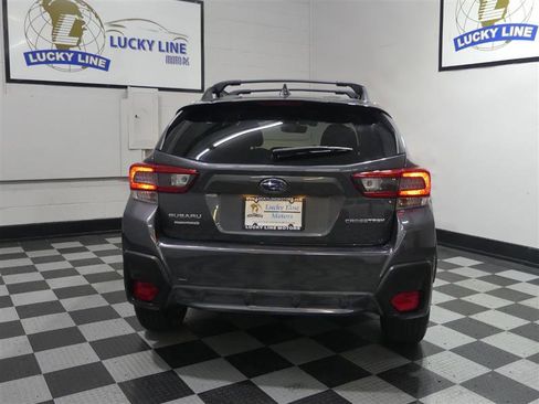 Used 2023 Subaru Crosstrek 2.0i Premium image 8