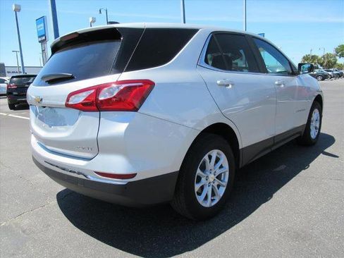 Used 2021 Chevrolet Equinox LT AWD/4WD image 5