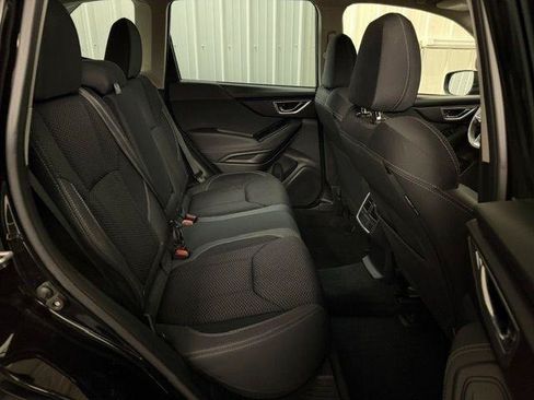 Used 2023 Subaru Forester Premium AWD/4WD image 25