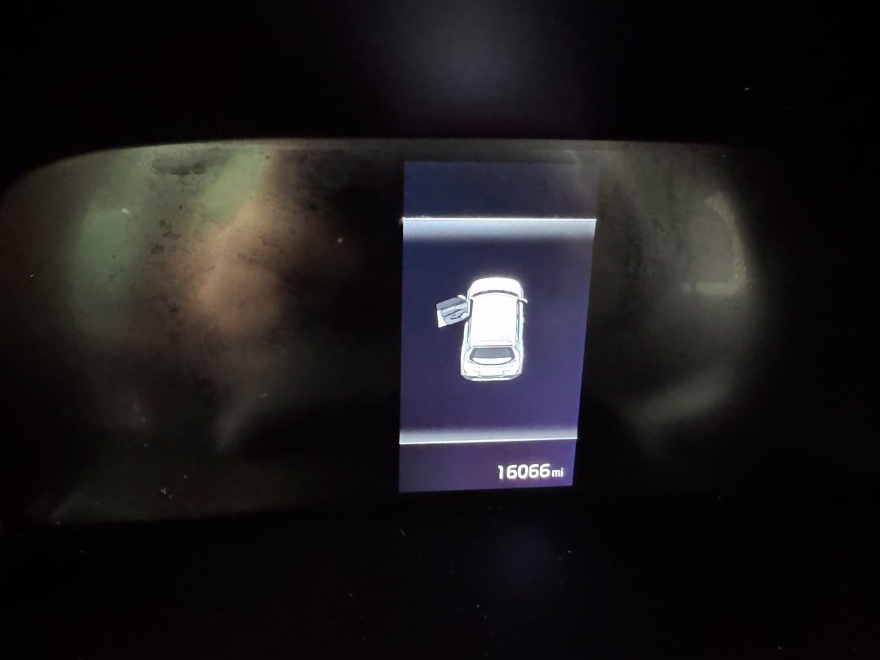 Used 2025 Kia Soul LX w/ LX Technology Package FWD image 4