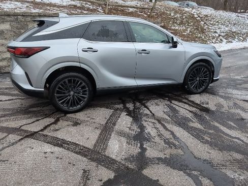 Used 2025 Lexus RX 350 Premium image 3