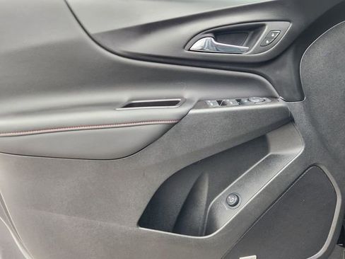 Used 2022 Chevrolet Equinox RS w/ RS Leather Package FWD image 22