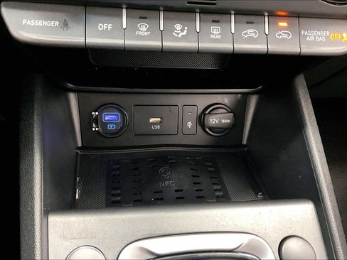 Certified 2023 Hyundai Kona Limited FWD image 24